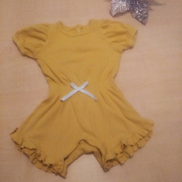 Rachel Zoe baby girl 24 months yellow infant jumpsuit - Picture 2 of 3